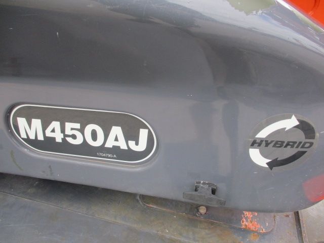 Sold - Articulated Boom Lift - View 2